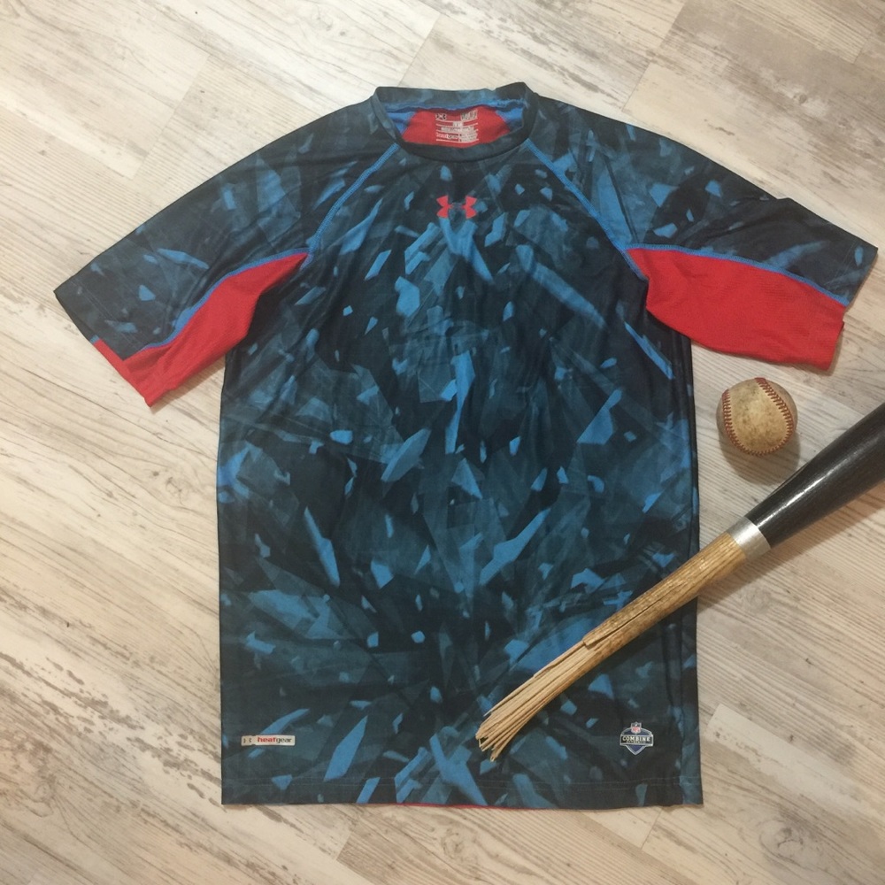 SOLD Underarmour Men's Med